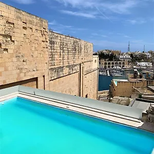https://6-apartment-birgu.qawrahotelsmalta.org